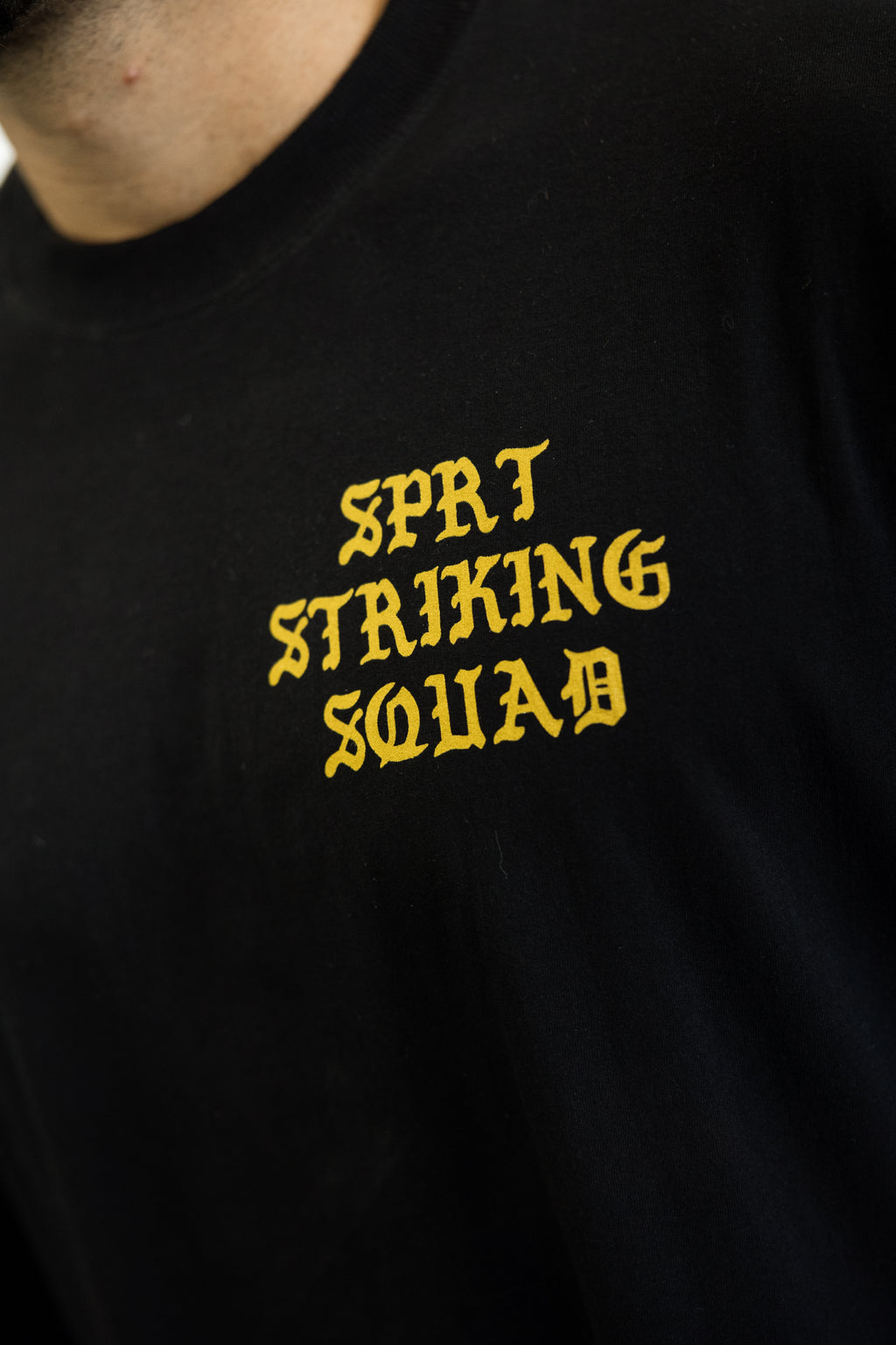 Sparta - Camiseta Overiszed 30.1 - Striking [ Estampa Dourada ]